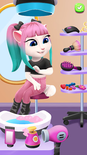 Minha Talking Angela 2