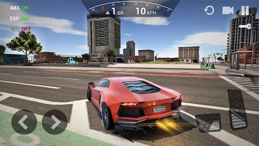 Ultimate Car Driving Simulator الحاسوب